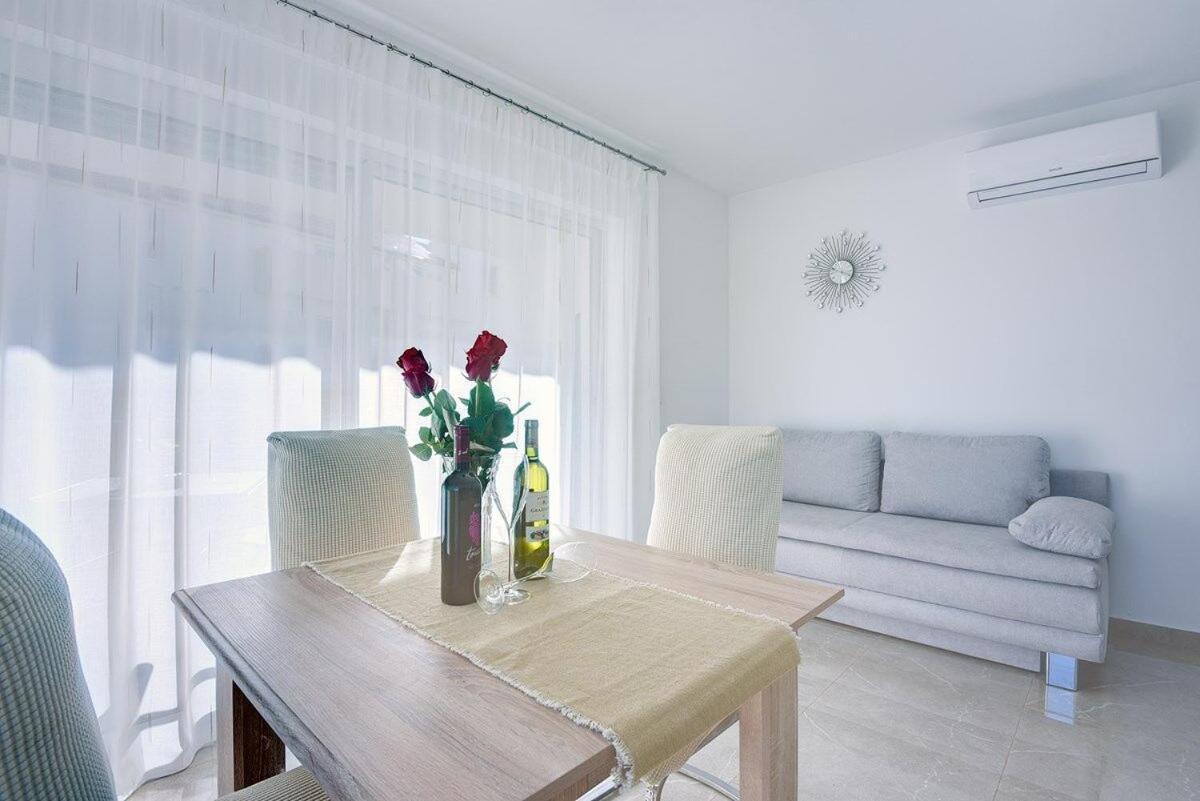 Apartment Val Medulin Buitenkant foto